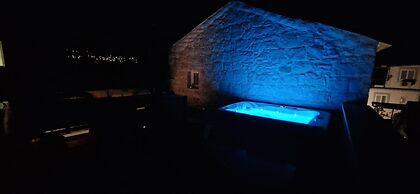 VIU2 Castle