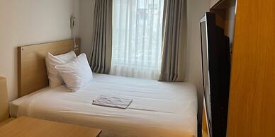 REMBRANDT INN AOMORI