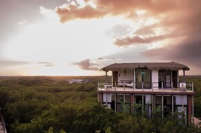 Hotel Caimán Habitat Tulum Beach