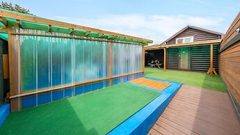 Boryeong Hiddenvillage Dokchae Poolvilla