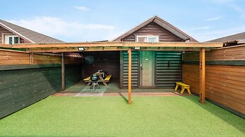 Boryeong Hiddenvillage Dokchae Poolvilla