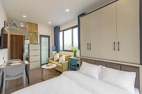 LUMI Hotel & Apartment