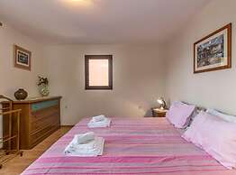 Apartments Villa Mirna