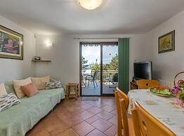Apartments Villa Mirna