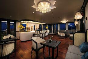 Le Journey Luxury Cruise