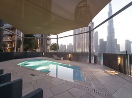 Direct Dubai Mall Access Downtown Boulev