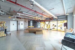 Cozy 2BD Work in Style Dubai Hills