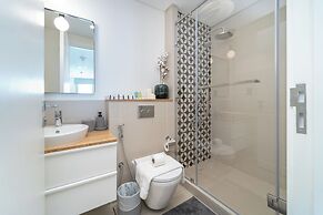 Cozy 2BD Work in Style Dubai Hills