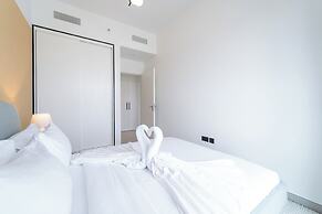 Cozy 2BD Work in Style Dubai Hills