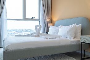 Cozy 2BD Work in Style Dubai Hills