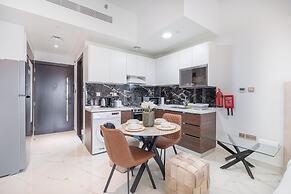 NEW Lisiting | Miracle Garden | Great Location