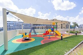NEW Lisiting | Miracle Garden | Great Location