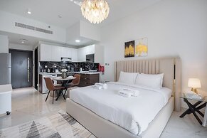 NEW Lisiting | Miracle Garden | Great Location