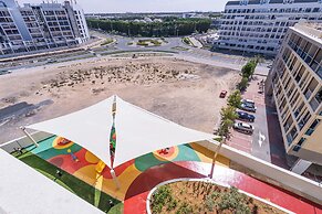 NEW Lisiting | Miracle Garden | Great Location