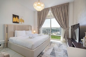 NEW Lisiting | Miracle Garden | Great Location