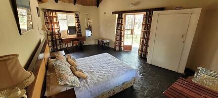 Matopo Ingwe Lodge