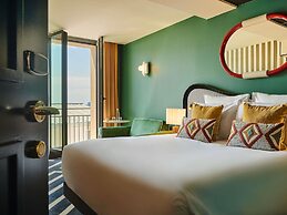 Mercure Paris Butte Montmartre Basilique