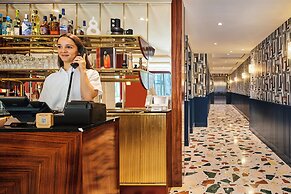Mercure Paris Butte Montmartre Basilique