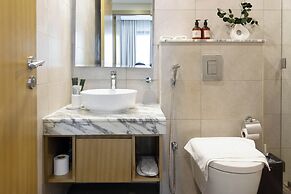 Chic 2BR Urban Escape in Aykon City