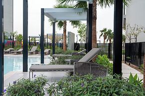 Chic 2BR Urban Escape in Aykon City