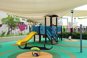 Chic 2BR Urban Escape in Aykon City