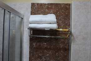 Hidden Gems Studio Apartments