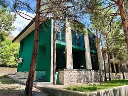 Comuna Sevan beach Glampings