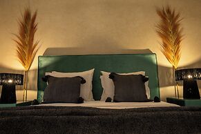 Just V hotel & Spa