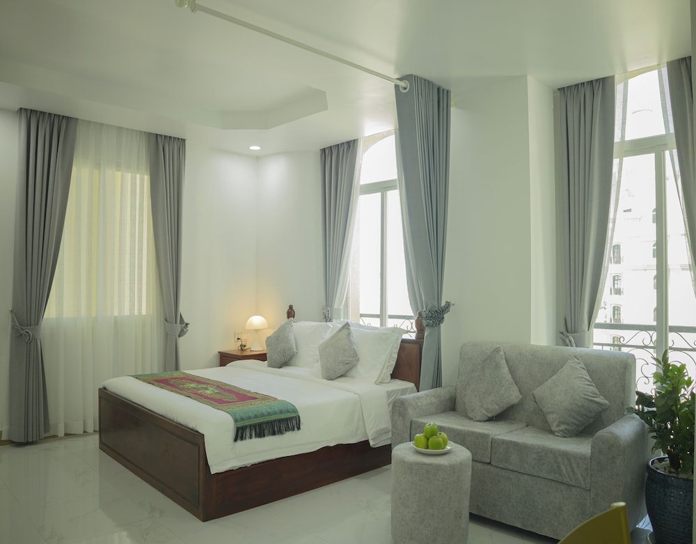 Try Residence The Elysée Koh Pich