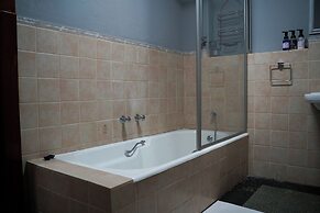 Aqua Guest House