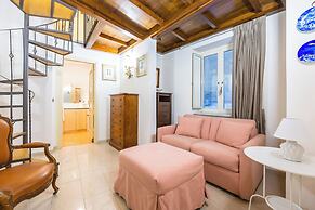Homely City Apartment by Wonderful Italy