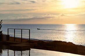 Oceanview Residence With World Class Amenities