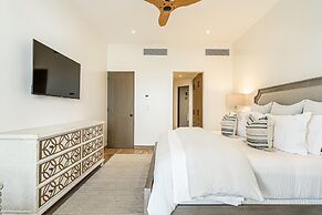 Oceanview Residence With World Class Amenities