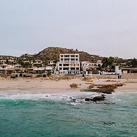 Oceanfront 2bd Penthouse
