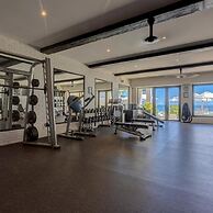 Oceanfront 2bd Penthouse
