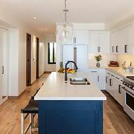 Oceanfront 3bd Penthouse Residence