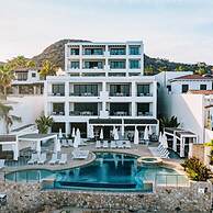 Oceanfront 3bd Penthouse Residence