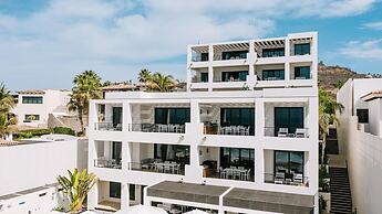 Oceanview 2BD Residence With a Spacious Terrace