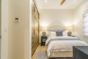 Oceanview 2BD Residence With a Spacious Terrace