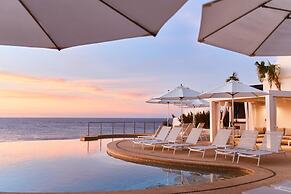 Oceanview 2BD Residence With a Spacious Terrace