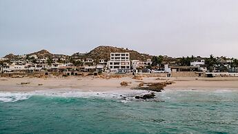 Oceanview 2BD Residence With a Spacious Terrace