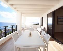 Oceanfront 3bd Penthouse With Breathtaking Views
