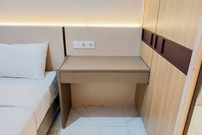 Good Designed And Restful Studio Sky House Bsd Apartment