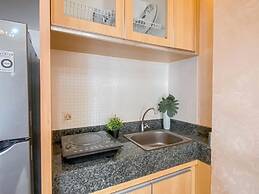 Good Place And Spacious Studio Transpark Cibubur Apartment