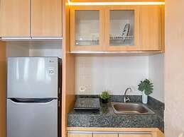 Good Place And Spacious Studio Transpark Cibubur Apartment