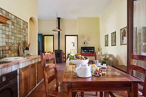 Casale Della Pergola Eco-friendly by the sea