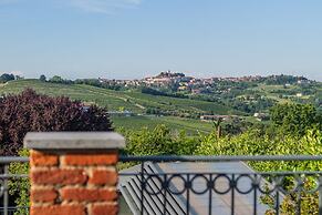 Antico Casale Vignale Stunning View and Pool