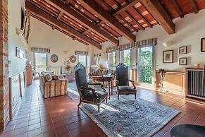 Antico Casale Vignale Stunning View and Pool