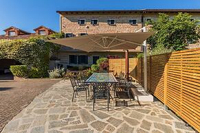 Antico Casale Vignale Stunning View and Pool