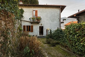 Loppia Bay by Wonderful Italy